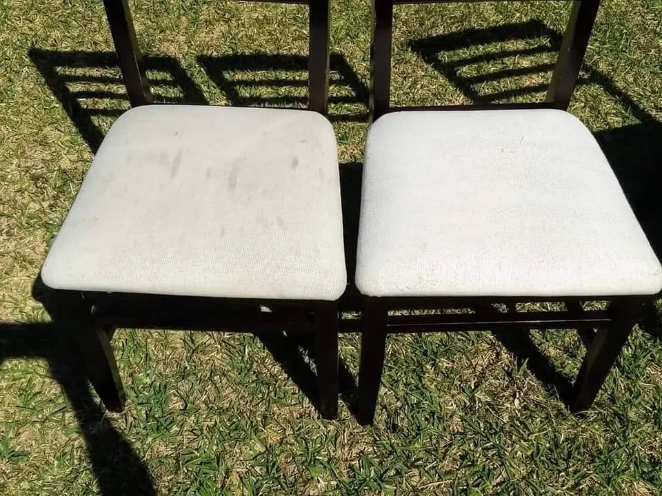 Antes y después limpieza de sillas